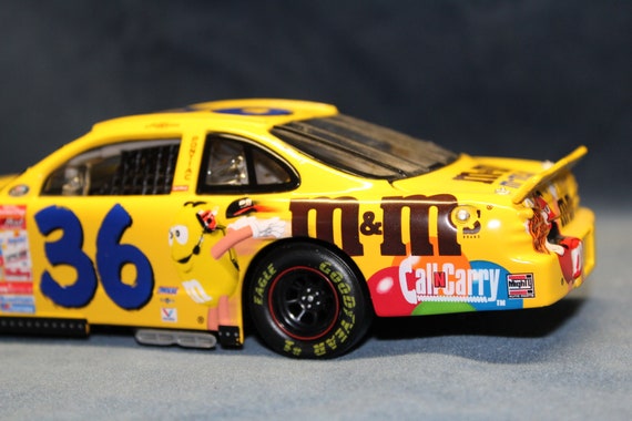 NASCAR Collectables Ken Schrader #36 M&ms, 1:24 Scale Stock Car M