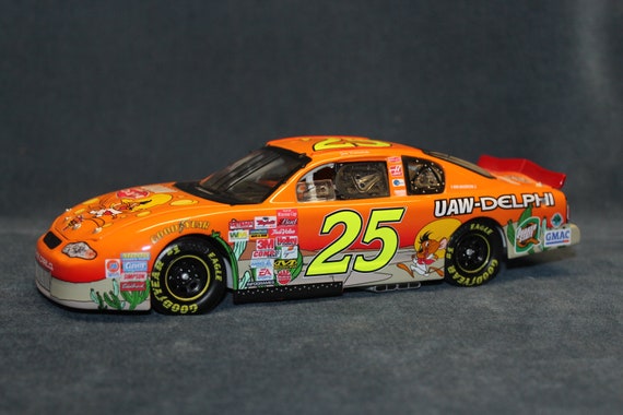 NASCAR Action Racing Joe Nemechek #25, 1:24 Scale Stock Car