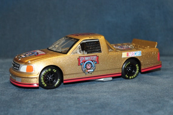 NASCAR 50th Anniversary Bill France SR. FORD 1:24 Scale
