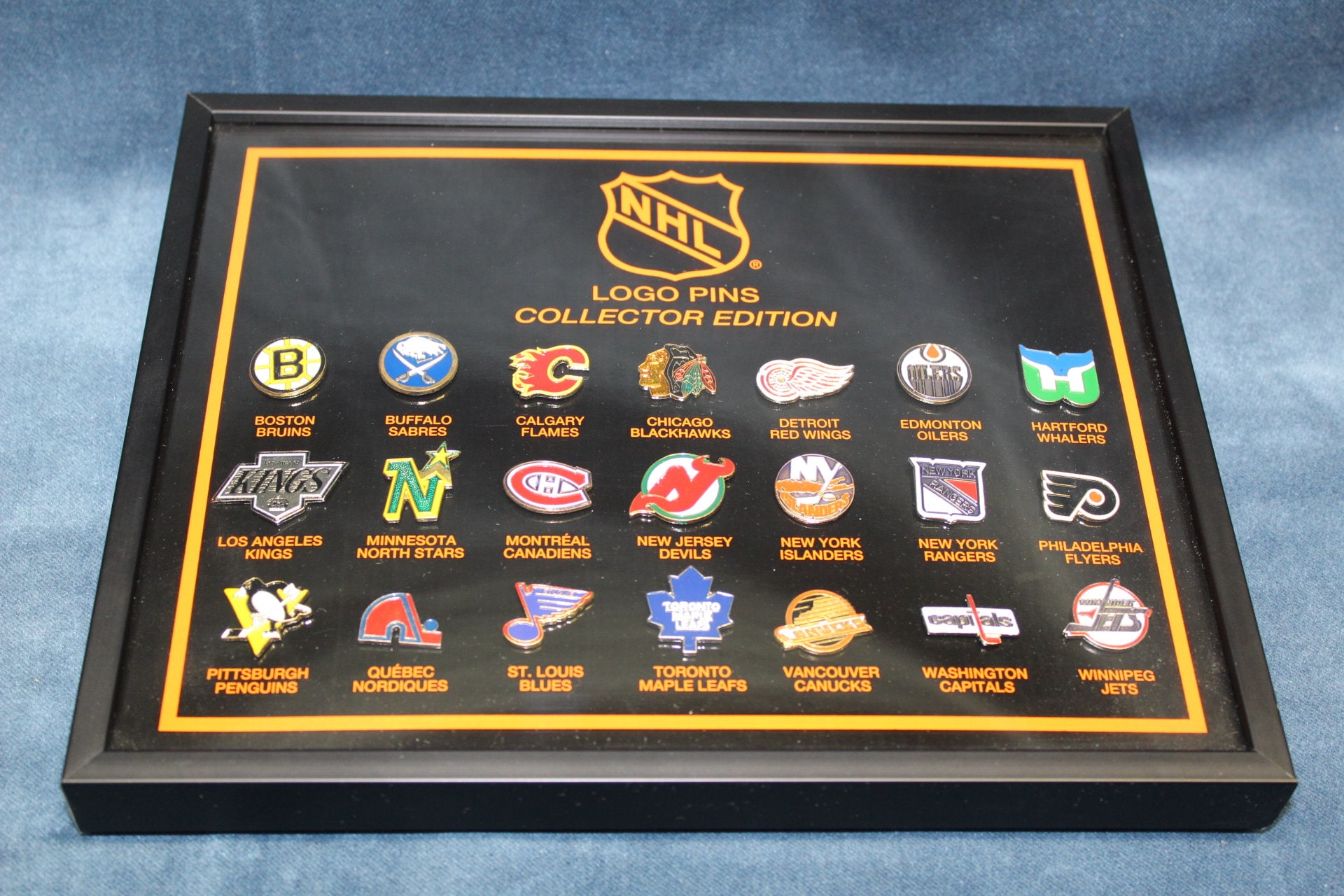 NHL COLLECTOR EDITION ピンズセット Vintage National Hockey League (NHL) Team Pins Collector Edition