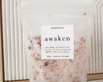 Awaken Aromatherapy bath soak with nourishing salts, essential oils, and botanicals