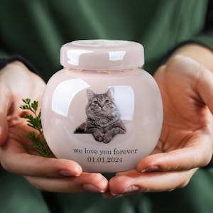 Personalized Pet Urn: A handcrafted memorial for a beloved pet | Custom engraving available-Pet Loss Gifts-Unique Pottery Urn-Gifts for Pets