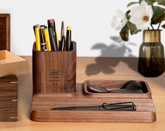 Birthday gift ooden Pen Holder & Phone Stand - Personalized Desk Organizer, Perfect for Secret Santa, Retirement - gift for him/her