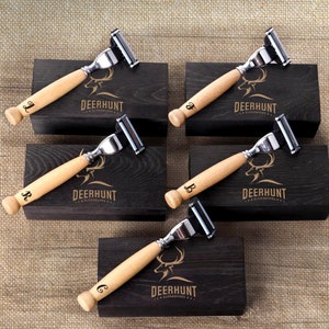 Birthday Gift Personalized Groomsmen Gift Set | Best Man & Usher Razor | Bachelor Party Proposal | Men&#39;s Wood Razor Shaving Kit | Dopp Kit