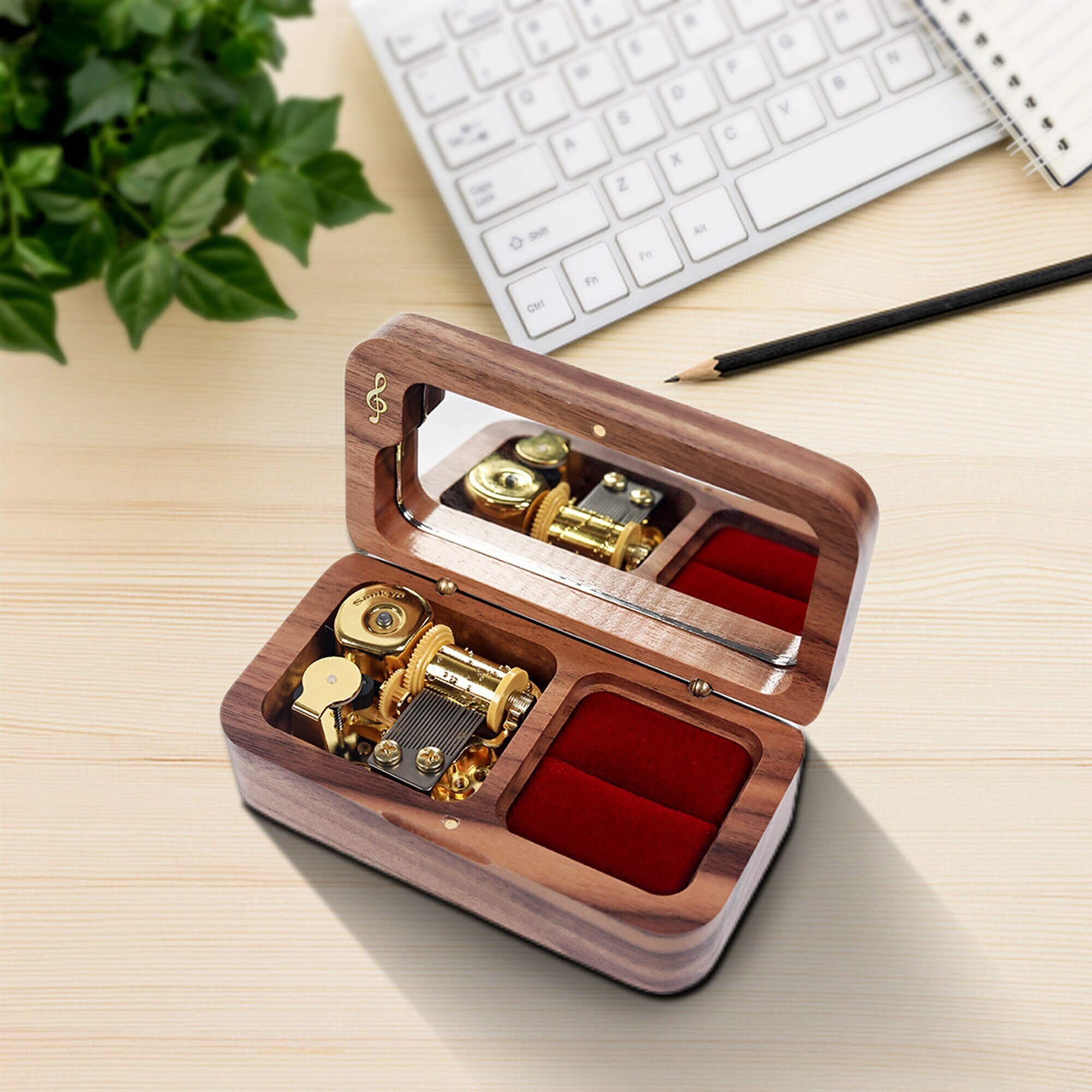 Music box ring holder deals
