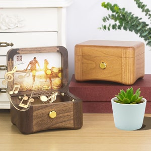 Birthday Gift Custom Photo Wooden Music Box Engraved Music Box Personalized Text Custom Photo Frame Music Box Anniversary Gift For Mom Her