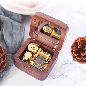 Birthday Gift  Vintage Wood Custom Wind up Music Box Personalized Engraving Mirror Music Box Anniversary Gift Music Box with Photo Boy Girl