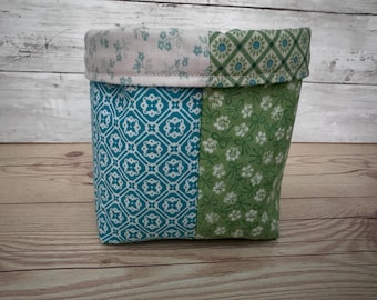 Reversible Fabric Basket with Fold-Over Cuff, Lori Holt Farmer’s Daughter Collection