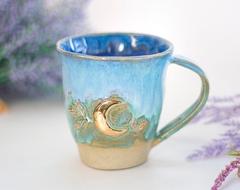 Mug en céramique avec lune dorée, poterie en or 22 carats faite main, tasse unique, cadeau pour amateur de thé et de café, glaçage goutte à goutte, pastel fantaisie gothique