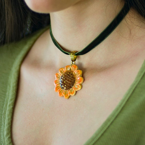 Sunflower Necklace With Gold Details Made From Porcelain Clay, Ceramic Sunflower Choker Pendant, 22k Golden Sunflower Charm