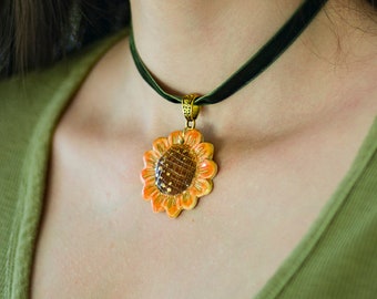 Sunflower Necklace With Gold Details Made From Porcelain Clay, Ceramic Sunflower Choker Pendant, 22k Golden Sunflower Charm