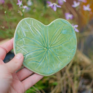 Ceramic Lilypad Coaster Made With Stoneware Clay, Nature Inspired Handcrafted Waterlily Coaster, Handmade Water Lily Leaf. MADE TO ORDER