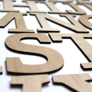Letras de madera de 10 a 40 cm de alto - Se venden por unidad