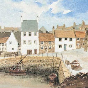 Puede incluir: Una pintura de acuarela de un pequeño pueblo con edificios blancos y un puerto. Los edificios tienen techos de tejas rojas y están agrupados. Hay barcos en el puerto y un muro de piedra que rodea el pueblo.