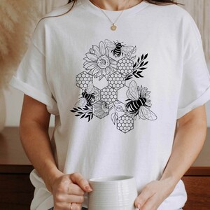 Bee T-shirt, Bee Honey Comb Tee, Summer Top, Bees and Honey Comb
