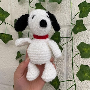 Crochet Snoopy - Stuffed Animal