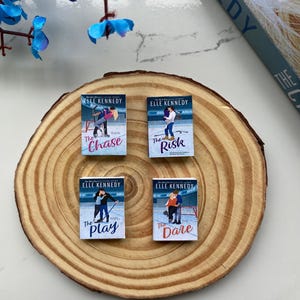 Briar U Mini Books | Elle Kennedy I College Romance Minis | Spicy Book Nook Decor | TBR list I Kindle Reads