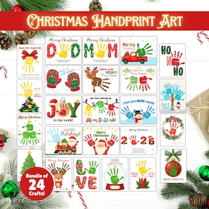 Peut inclure: Une collection numérique de 24 modèles d'art avec empreintes de mains pour Noël, incluant des motifs festifs comme des rennes, le Père Noël, des bonhommes de neige et des sapins. Chaque carte intègre des empreintes colorées et du texte.