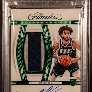 NBA Basketball Hot Pack:1 Graded Card (8+ Guaranteed) +8 Miscellaneous Cards! Panini Flawless Dereck Lively Patch Auto Chaser Pack-READ