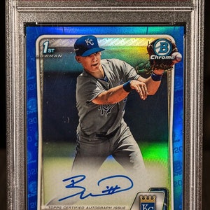 MLB Baseball Hot Pack: 2 Garantierte Autos / Relikte + 20 Verschiedene Karten!2020 1st Bowman Chrome Bobby Witt Jr. Sapphire Auto Chaser Pack-Read