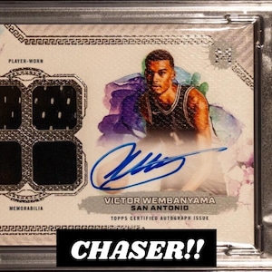 NBA Basketball Hot Pack: 1 Graderat Kort (8+ Garanterat) + 12 Diverse Kort! Topps Victor Wembanyama Rookie Quad Patch Auto Chaser Pack - LÄS
