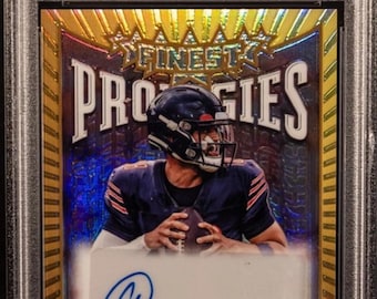NFL Football Hot Pack: 1 Garantiert abgestufte Karte + 10 verschiedene Karten! Topps Finest Caleb Williams Gold Rookie Auto Chaser Pack-LESEN