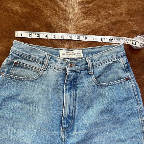 Vintage mid wash high waisted jeans straight - image 4