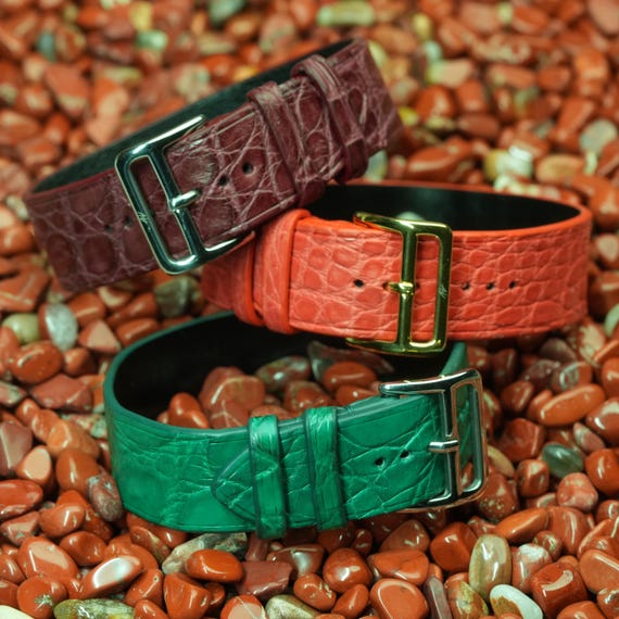 Natural Alligator Leather Cuff Bracelet: Handmade Unisex  display picture 2