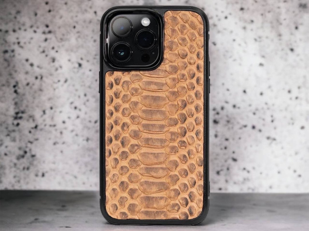 Leather case for iPhone XS Max ~ python natural