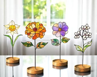 Atrapasueños de flores de nacimiento con vitrales: decoración floral personalizada para la mesa