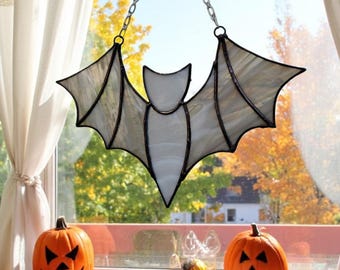 Gothic Stained Glass Suncatcher for Window, Gothic Bat Stained Glass Suncatcher, Spooky & Elegant Home, Gothic Suncatcher for Halloween