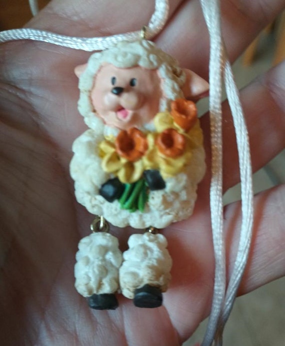 ADORABLE Easter/Springtime lamb with dangling leg… - image 4