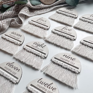 Marqueurs d'étapes mensuelles Boho Baby | Bonjour disque en bois | Cadeau baby shower | Accessoires photo