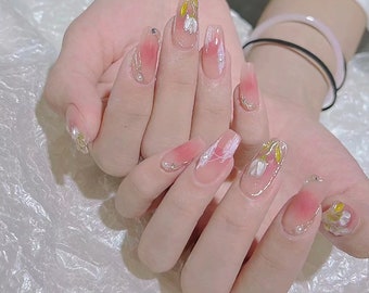 Tulip nails, light pink nails, press nails, gift for mom