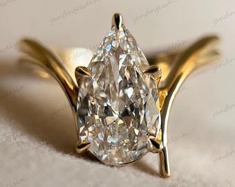 3CT Pear Moissanite Engagement Ring 14K Yellow Gold Teardrop Ring Pear Solitaire Ring Unique Wedding Ring Anniversary Ring Proposal Ring