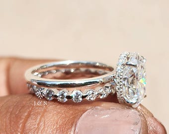 3CT Oval Moissanite Engagement Ring Set in 14K White Gold Solitaire with Hidden Halo & Diamond Band Bridal Wedding Set Gift for Her