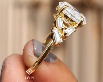 3CT Oval Moissanite Engagement Ring Oval Cut Ring Baguette Side Stones Ring 14K Gold Wedding Ring Unique Anniversary Gift for Her