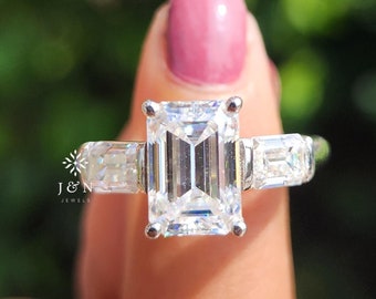 Three Stone Ring
