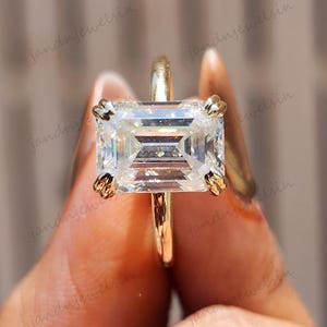 Emerald Cut Engagement Ring in 14k Solid Gold 4.00 CT Moissanite Engagement Ring Emerald Solitaire Moissanite Ring Promise Ring For Women