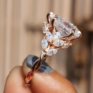 Floral Pear Cut Moissanite Engagement Ring Vintage 14K Gold Moissanite Diamond Wedding Ring Nature Inspire Ring Promise Ring For Women