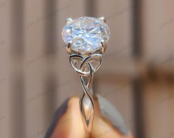 Brilliant Round Cut Moissanite Engagement Ring Vintage 14K Gold Moissanite & Lab Grown Wedding Ring Nature Inspire Ring Promise Ring for Her