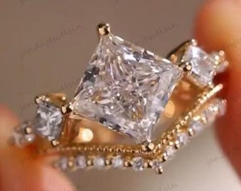 Princess Cut Moissanite Engagement Ring Set with Matching Chevron Band 3 Stone Gold Bridal Ring Vintage Diamond Wedding Ring Set for Women
