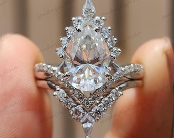 2.5CT Pear Cut Lab Grown Engagement Ring Set Vintage Halo Ring Unique Pear Cut Wedding Ring 14k Gold Bridal Ring Set Anniversary Gifts