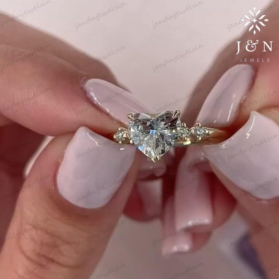 Unique Heart Cut Moissanite Moissanite Engagement Ring 14k Gold Ring Heart Cut Wedding Ring Five Stone Ring Anniversary Ring Proposal Ring