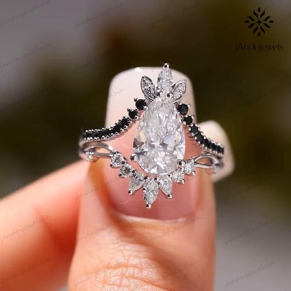 Pear Cut Moissanite Engagement Ring Vintage Black Diamond Wedding Ring Marquise Cluster Halo Unique Bridal Ring Alternative Engagement Ring
