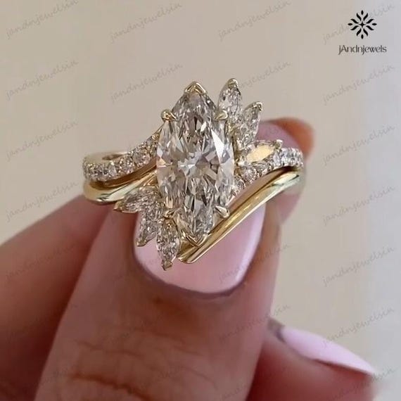 Vintage Marquise Cut Moissanite Engagement Ring Set 14K Gold Leaf Diamond Band Unique Nature Inspired Bridal Set Wedding Ring Proposal Ring