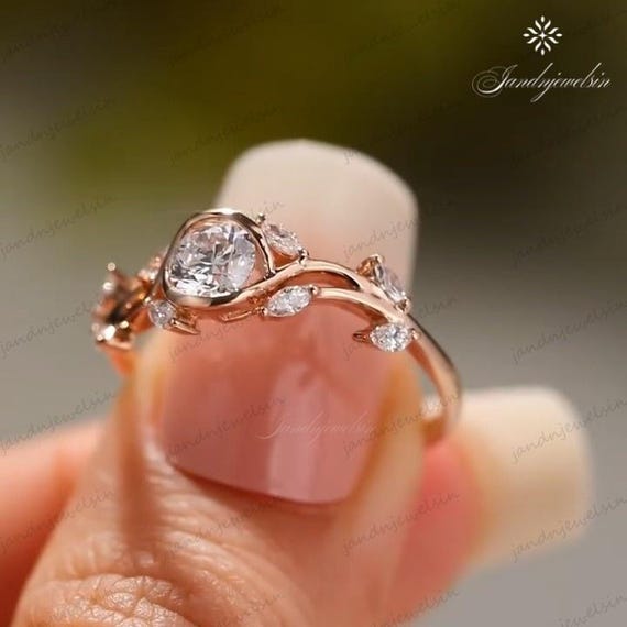 Vintage Floral Round Cut Moissanite Engagement Ring 14K Rose Gold Bezel Set Solitaire Bridal Ring Minimalist Wedding Ring for Women Gift