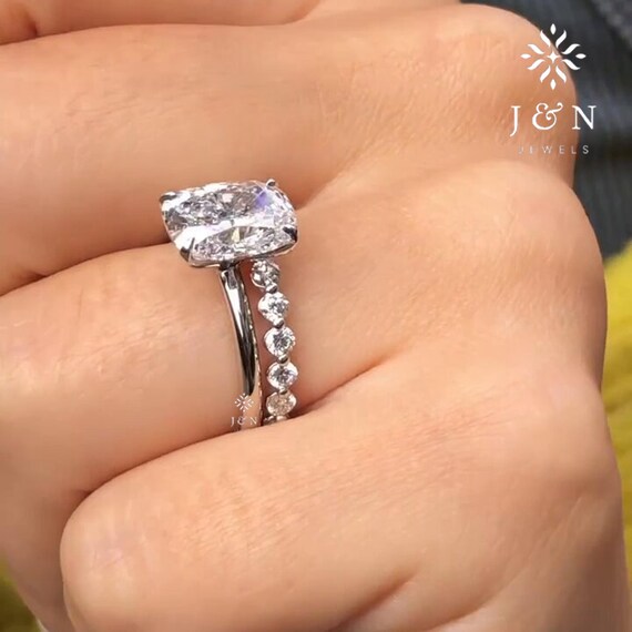 3CT Cushion Cut Moissanite Engagement Ring Set Cushion Solitaire Ring Bubble Band Ring 14K Gold Wedding Ring for Her Anniversary Gift