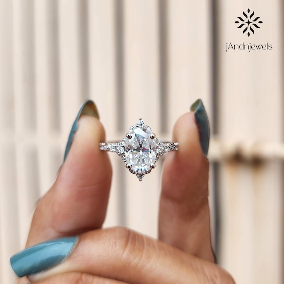 Vintage Inspired Oval Cut Moissanite Diamond Engagement Ring 14K Gold Ring Intricate Filigree Band & Halo Wedding Ring Art Deco Promise Ring