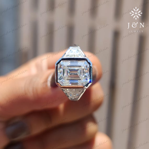 Three Stone Emerald Cut Moissanite Engagement Ring Side Stone Trapezoid Cut Ring 14k Gold Ring Wedding Ring promise Ring Proposal Ring